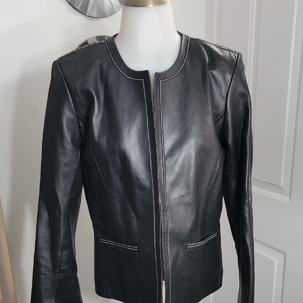 Vakko Women's Black Leather  Motorcycle Jacket with White Stitching Size M